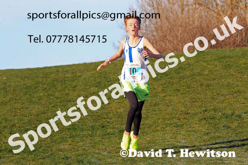 Boys under-13s, 2022 North Eastern Cross Country Champs., Temple Park, South Shields.  Photo: David T. Hewitson/Sports for All Pics